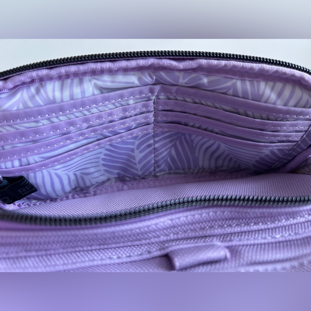 LUG VL HITCH BELT BAG MATTE LUXE SUGARPLUM ICEPOP EUC - Picture 3 of 6